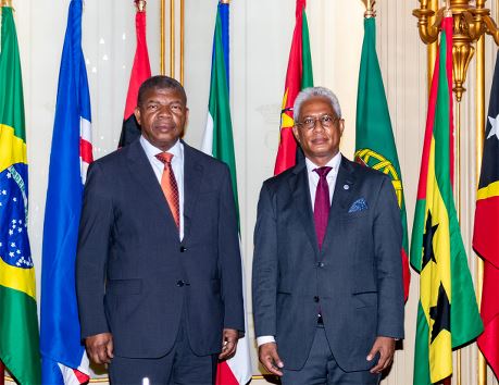 Presidente da República de Angola visita sede da CPLP