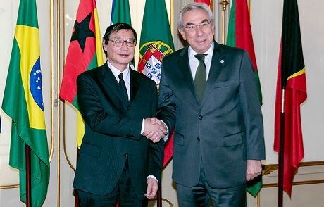 Secretário Executivo recebe cartas credenciais do Embaixador do Japão em Portugal