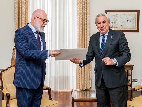Secretário Executivo recebe cartas credenciais do Embaixador do Uruguai em Lisboa