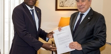 Embaixador de São Tomé e Príncipe junto da CPLP apresenta cartas credenciais