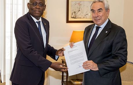 Embaixador de São Tomé e Príncipe junto da CPLP apresenta cartas credenciais