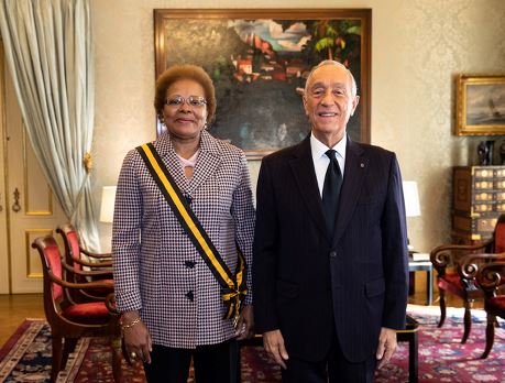 Secretária Executiva condecorada com Grã-Cruz da Ordem do Mérito de Portugal