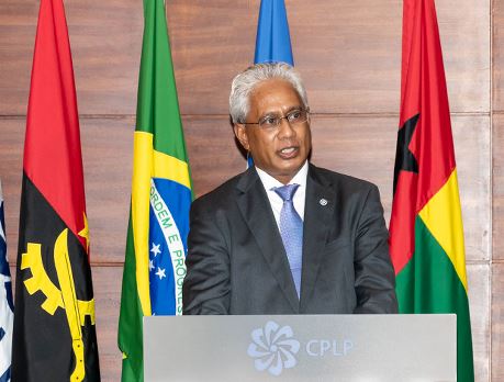 Zacarias da Costa assume Secretariado Executivo da CPLP 