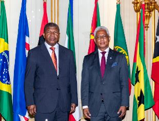 Presidente da República de Angola visita sede da CPLP