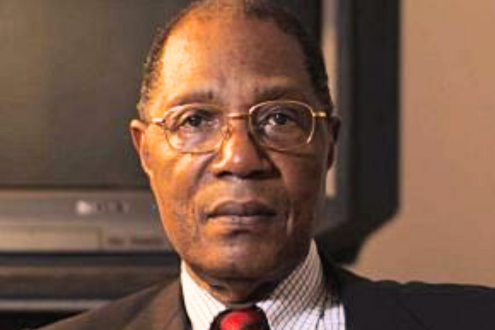 França Van Dúnem