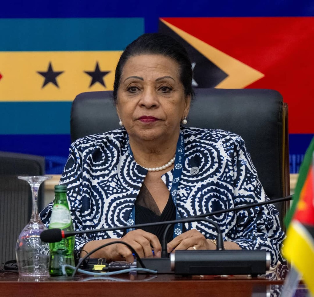 Embaixadora Fátima Jardim Empossada Secretária Executiva Da CPLP (2)